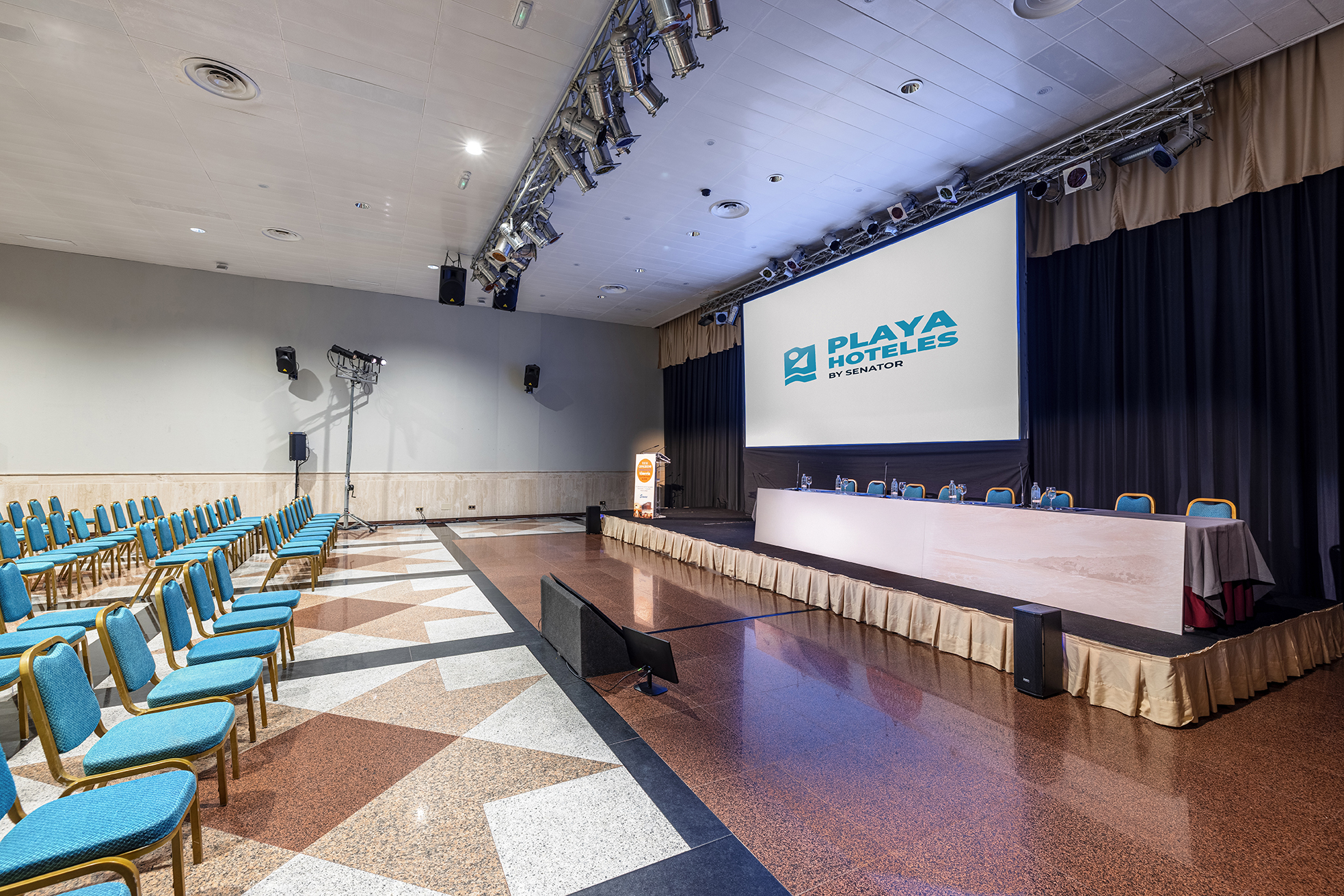 003_alta_playadulce_ Salón Almería.jpg.jpg